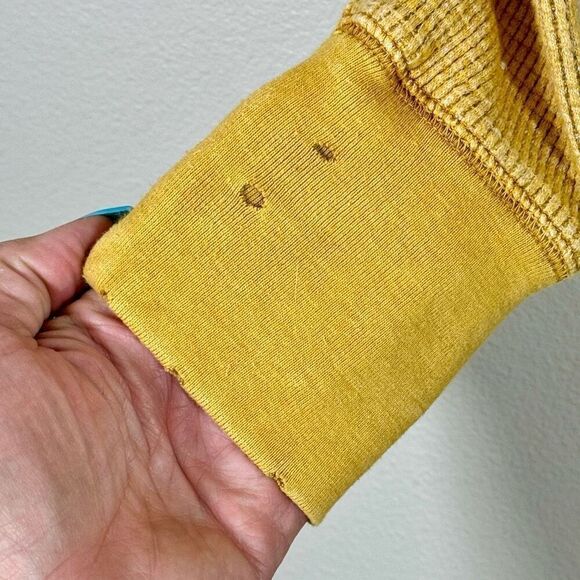 Free People Everest Thermal Waffle Knit Long Sleeve Henley Top Shirt Women's XS - Picture 3 of 9